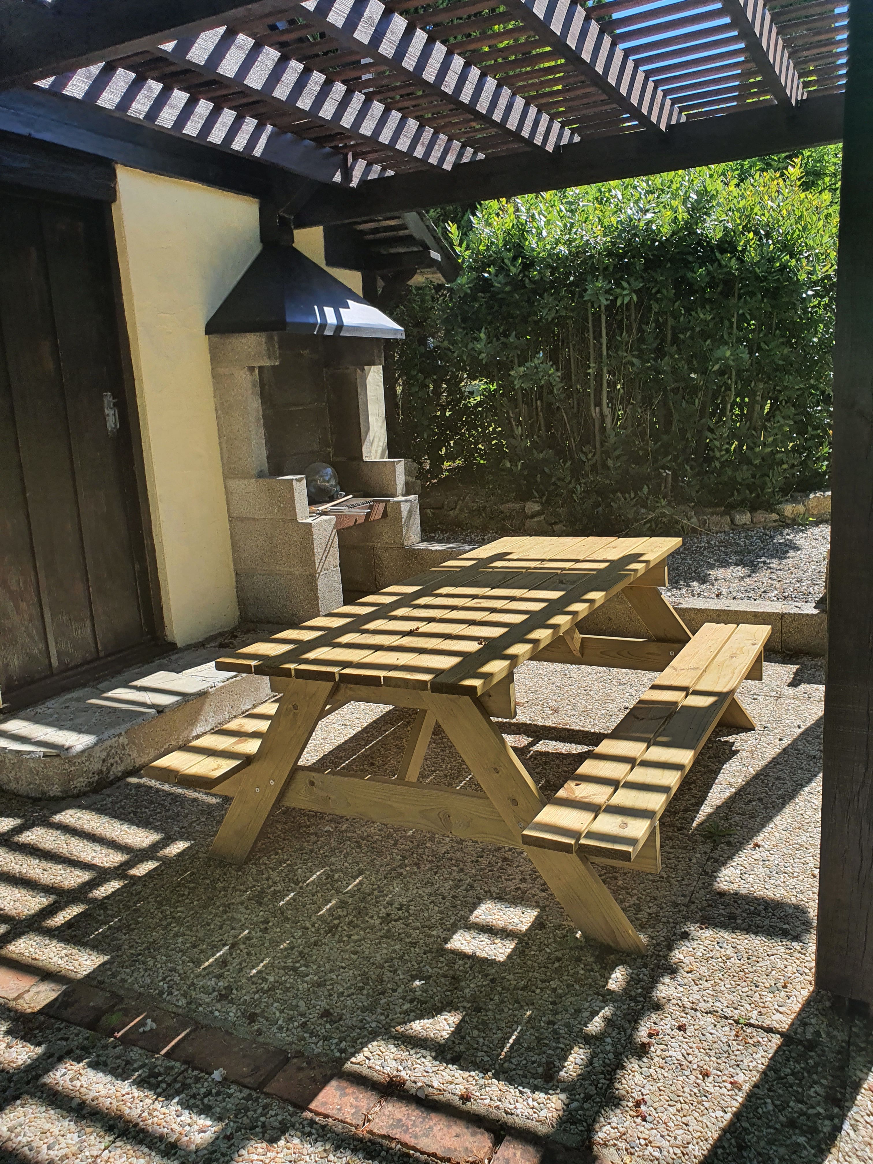 Communal terrace with firepit