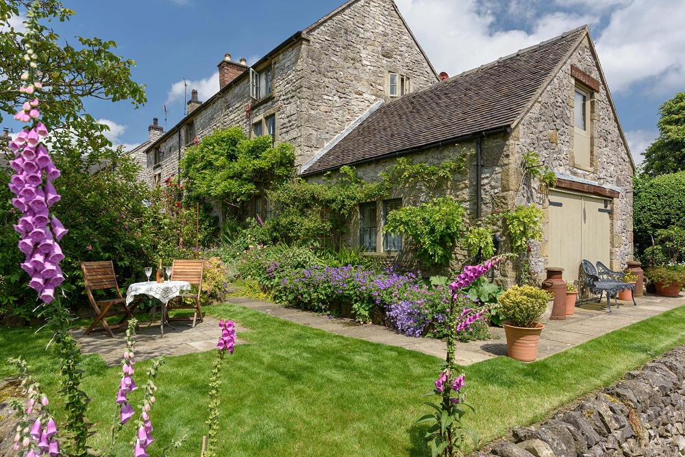 Guests often sit here in the summer...