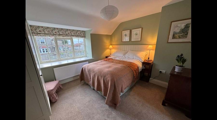 Double Room with En-Suite Bathroom Double Room with En-Suite Bathroom