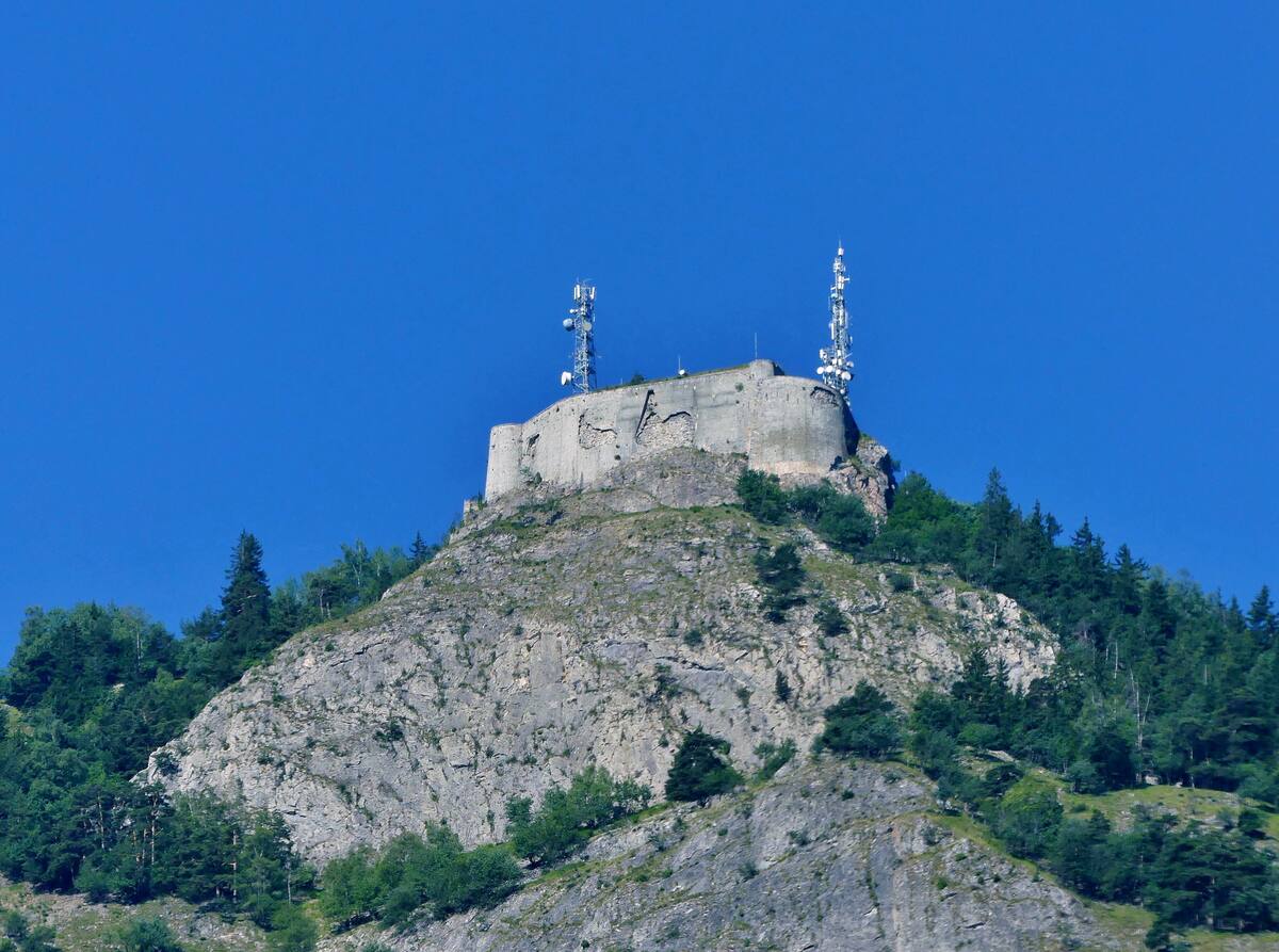 Vue of the Fort du Telegraphe from front Balcony