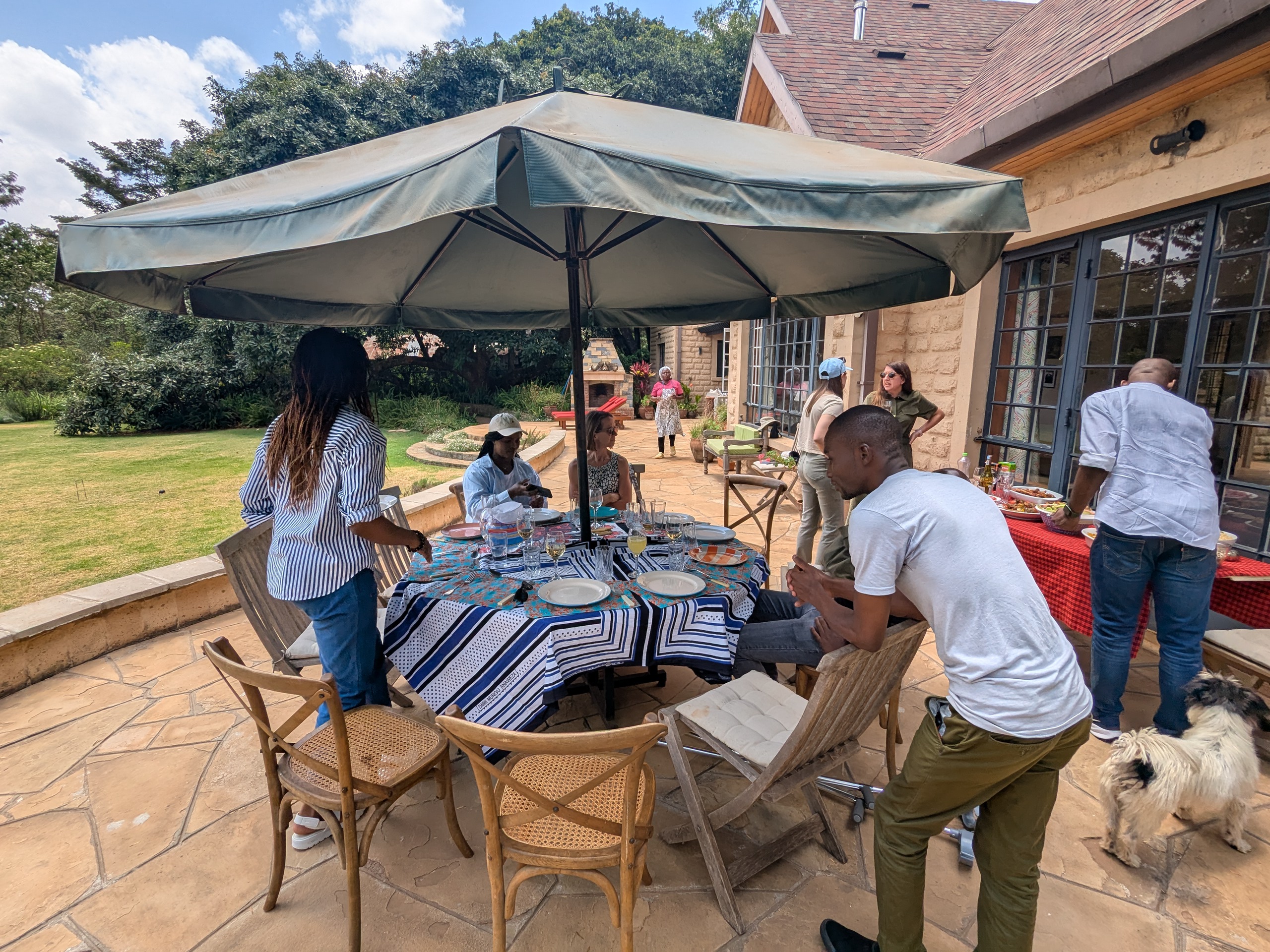 garden dining at Pond Cottage Tigoni