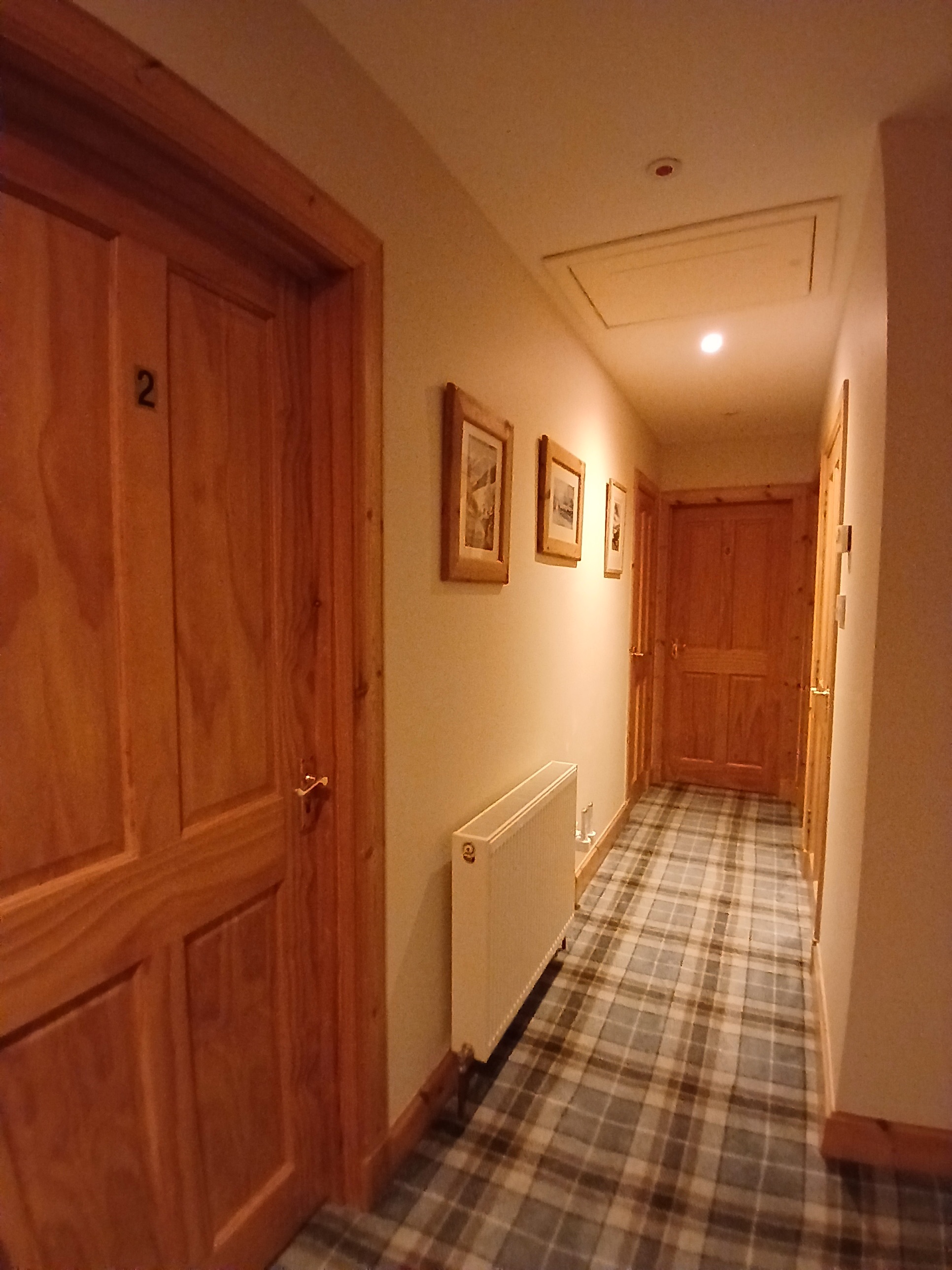 HALLWAY TO BEDROOMS
