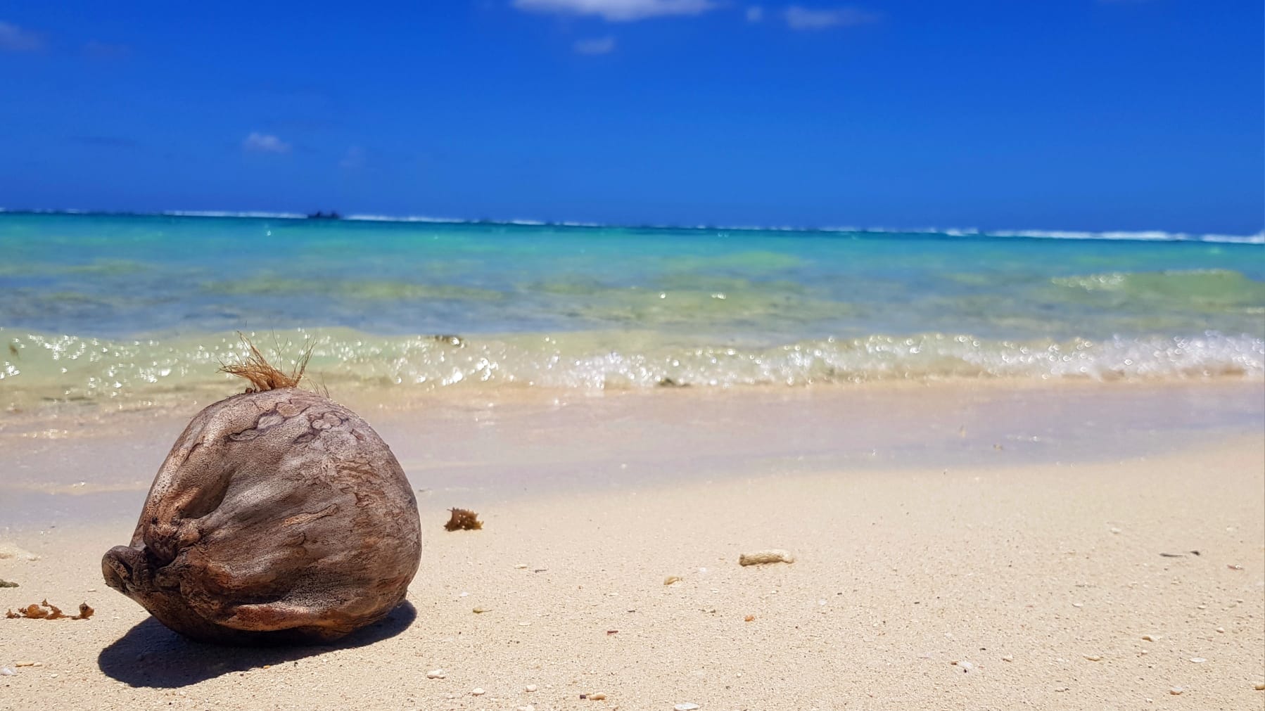 Relax with white sand and clear water