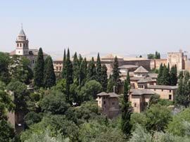 Alhambra Palace in Granada, 2,5 hours away from Condado