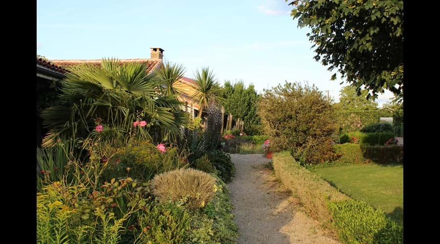 Path to Pool, Spa and Outdoor Dining