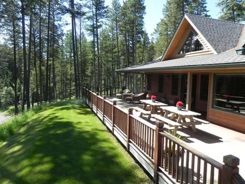 Spacious family size deck with lake view