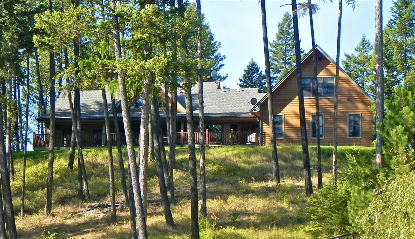 Luxury Lake View Home with boat dock Mystic Mountain Montana