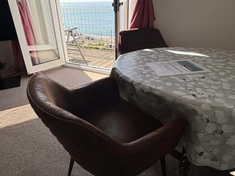 Work from here? (5 - Waves)