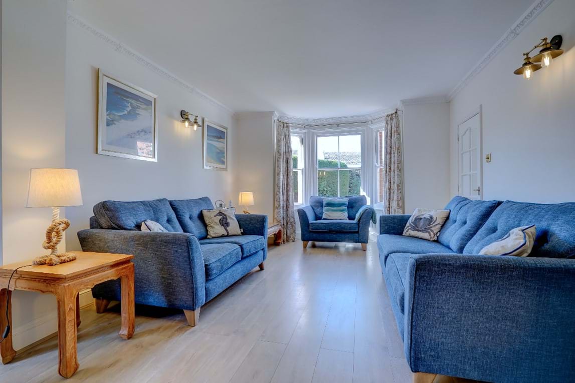 Details Cleveland House, WintertononSea