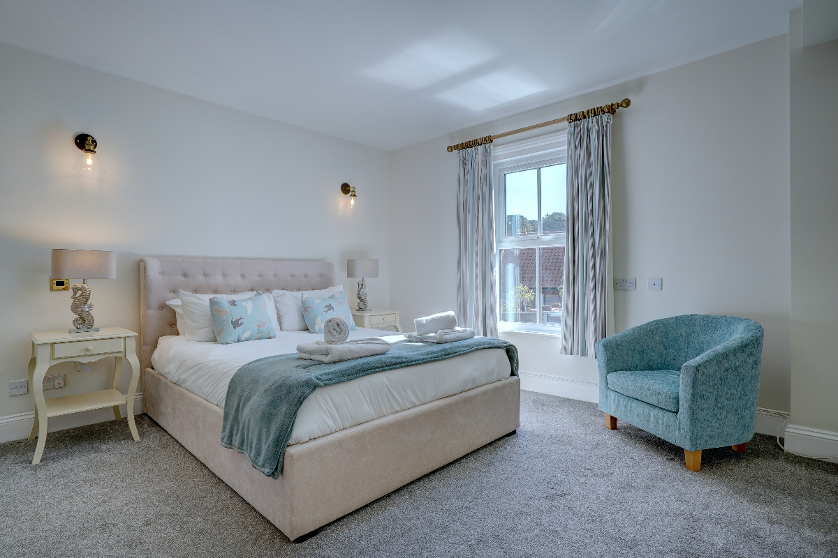 Details Cleveland House, WintertononSea