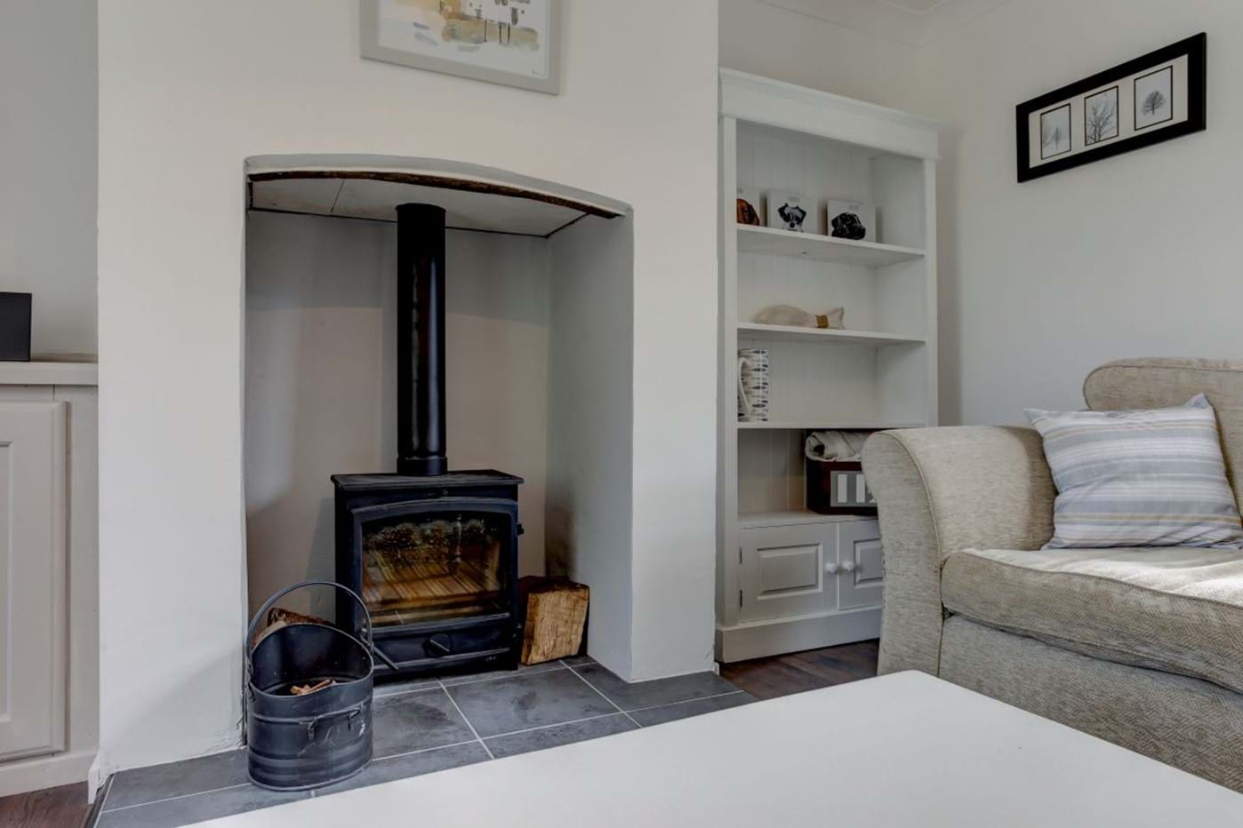 Details The Net House, WintertononSea