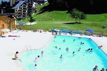 La Tania swimming pool in summer