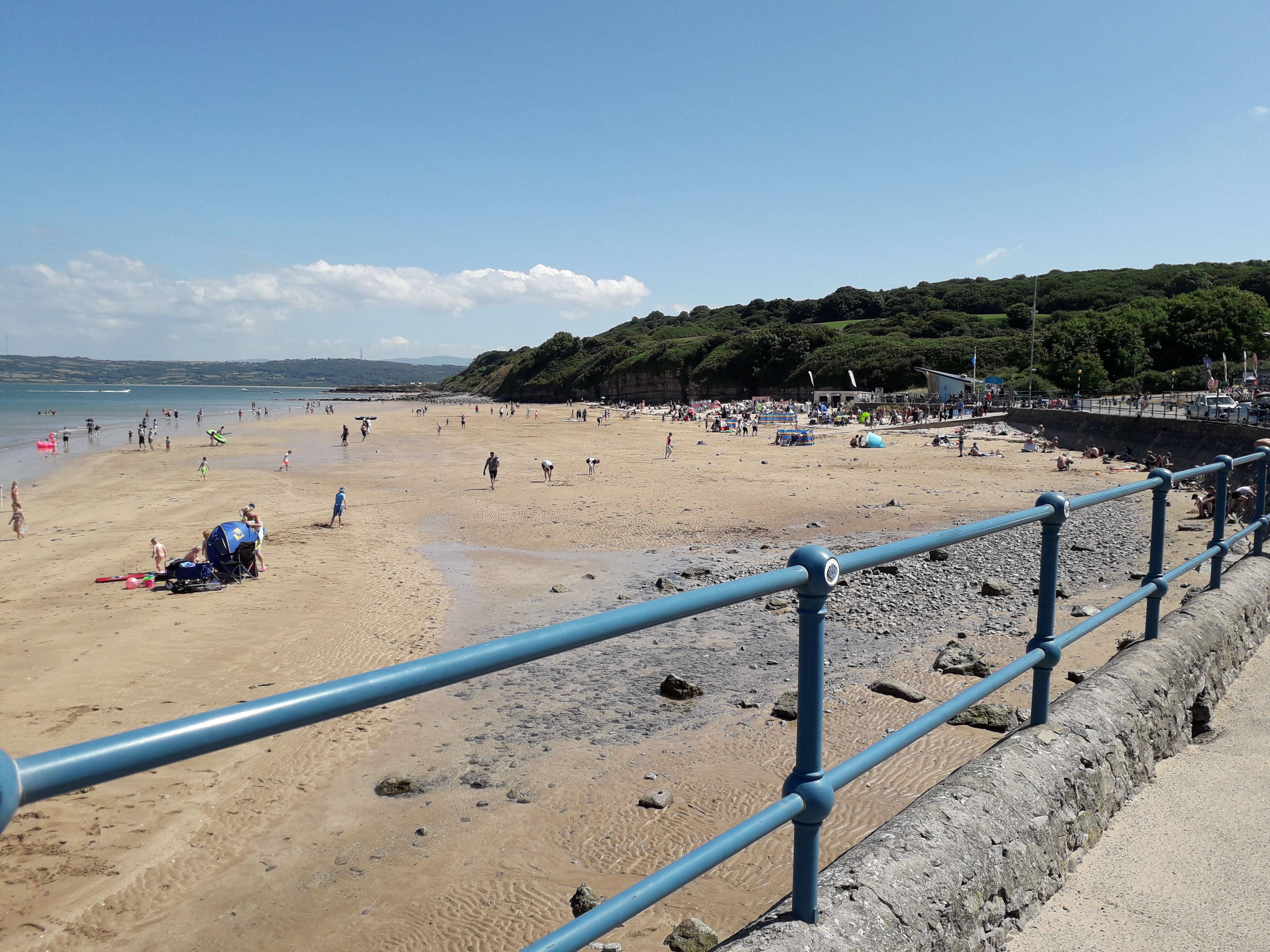 located 100m away from the Blue flag beach at Benllech, Anglesey